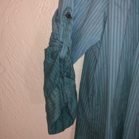 Vintage DCC Missy Blue Ombré Button Down - Picture 3 of 5